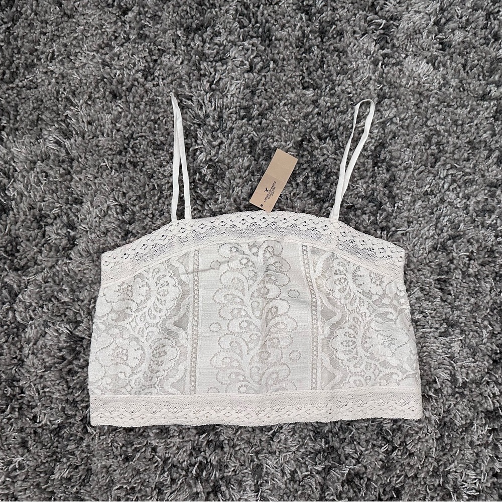 🌮NWT American Eagle Lace Camisole in Cream